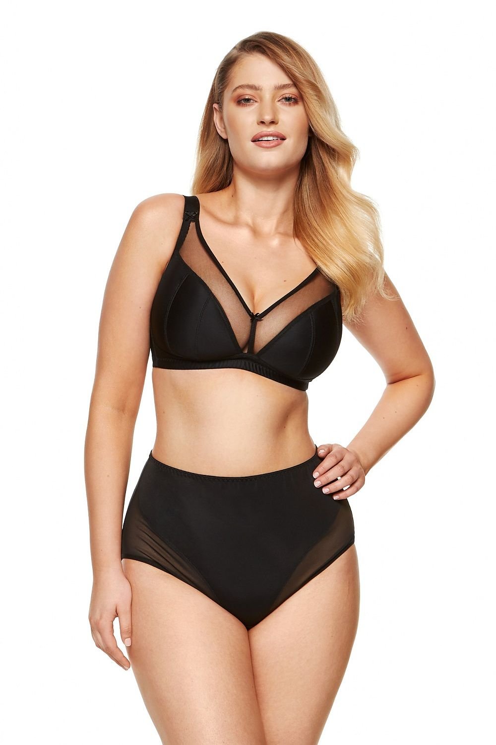 Soft Gorteks wire-free minimizer bra in black, plus size lingerie set with high-waist panties – front view.